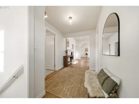 6221 SE 83rd Avenue Portland OR 97266