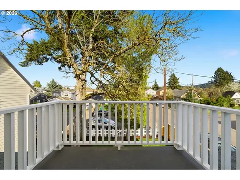 6221 SE 83rd Avenue Portland OR 97266
