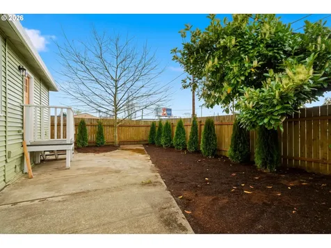 6221 SE 83rd Avenue Portland OR 97266