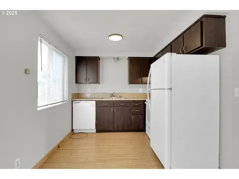 522 River Loop 2 Eugene OR 97404