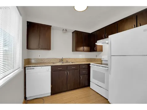 522 River Loop 2 Eugene OR 97404