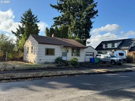 1009 NE 64th Avenue Portland OR 97213