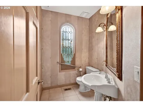 2480 Marylshire Lane Lake Oswego OR 97034