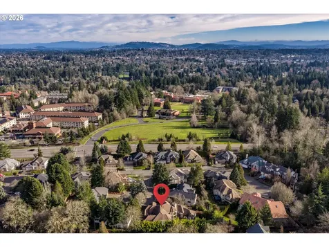2480 Marylshire Lane Lake Oswego OR 97034