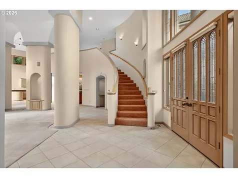 2480 Marylshire Lane Lake Oswego OR 97034