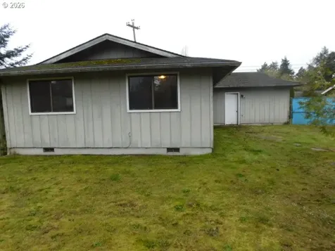 1990 Willow Street Florence OR 97439