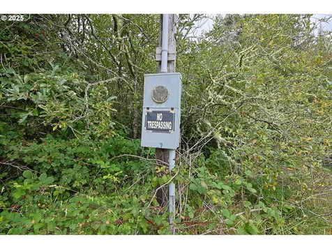 63817 Wallace Road Coos Bay OR 97420