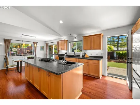 3985 SW 102nd Avenue Beaverton OR 97005
