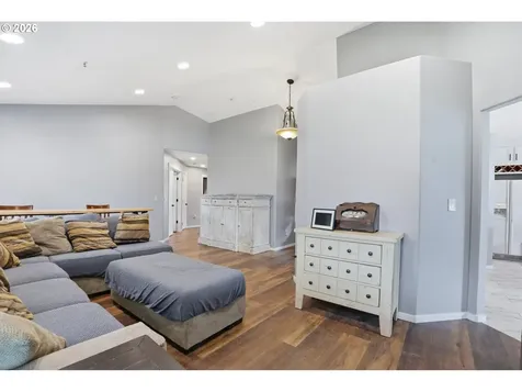 1302 Cherry Street Vernonia OR 97064