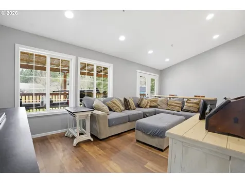 1302 Cherry Street Vernonia OR 97064