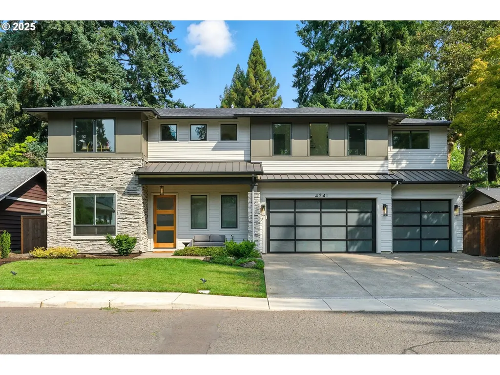 4241 Cobb Way Lake Oswego OR 97035