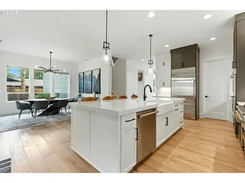 4241 Cobb Way Lake Oswego OR 97035