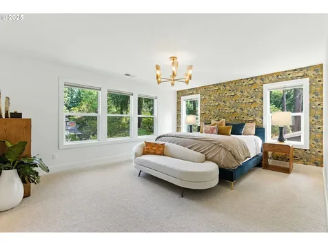4241 Cobb Way Lake Oswego OR 97035