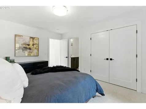 4241 Cobb Way Lake Oswego OR 97035