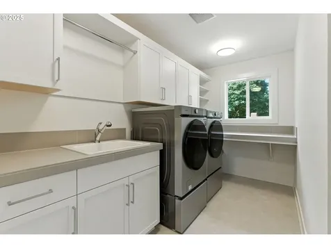 4241 Cobb Way Lake Oswego OR 97035