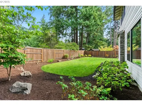 4241 Cobb Way Lake Oswego OR 97035
