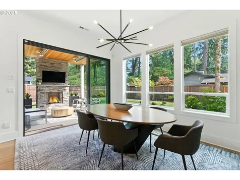 4241 Cobb Way Lake Oswego OR 97035