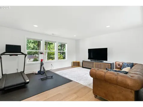 4241 Cobb Way Lake Oswego OR 97035