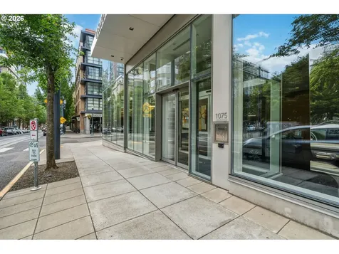 1075 NW Northrup Street Portland OR 97209