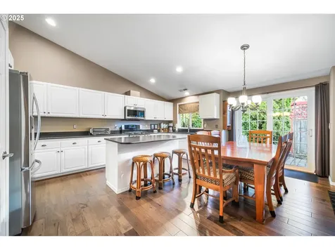 14711 NW 7th Place Vancouver WA 98685