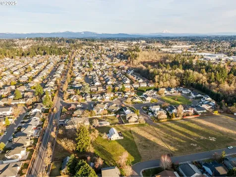 14711 NW 7th Place Vancouver WA 98685