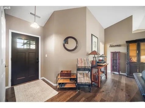 14711 NW 7th Place Vancouver WA 98685