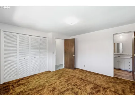 2494 38th Street Springfield OR 97477