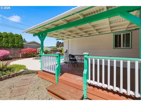 2494 38th Street Springfield OR 97477