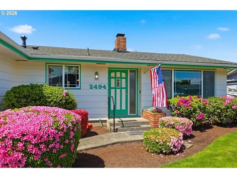 2494 38th Street Springfield OR 97477