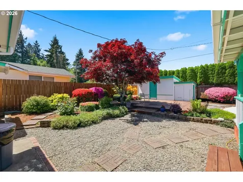 2494 38th Street Springfield OR 97477