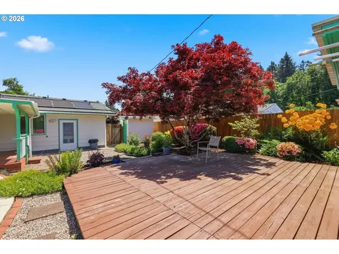 2494 38th Street Springfield OR 97477