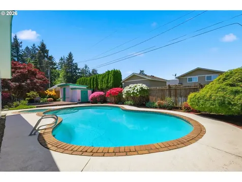 2494 38th Street Springfield OR 97477