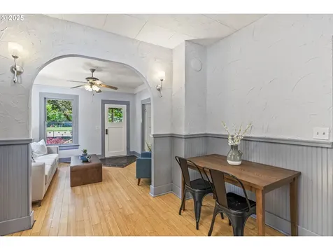 6414 SE 14th Avenue Portland OR 97202