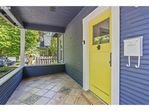 6414 SE 14th Avenue Portland OR 97202
