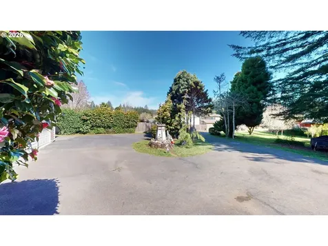 925 7th Street Brookings OR 97415