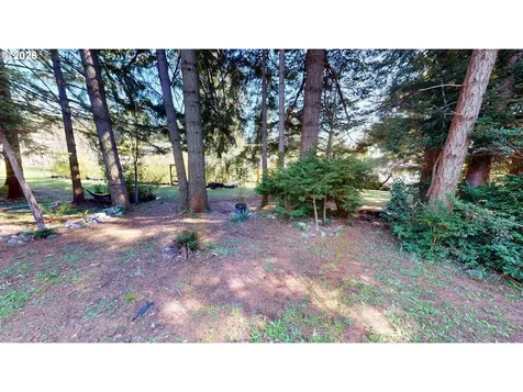925 7th Street Brookings OR 97415