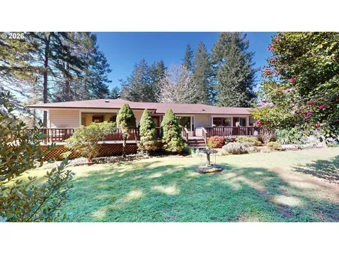 925 7th Street Brookings OR 97415