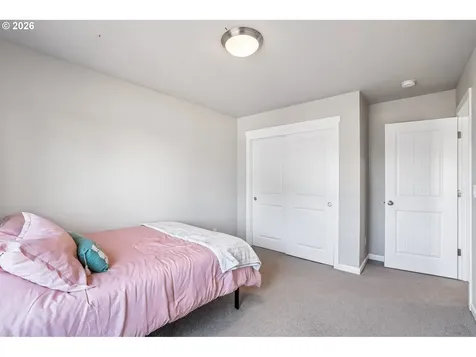 408 N 9th Court Cornelius OR 97113