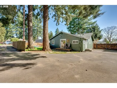 565 9th Street Washougal WA 98671
