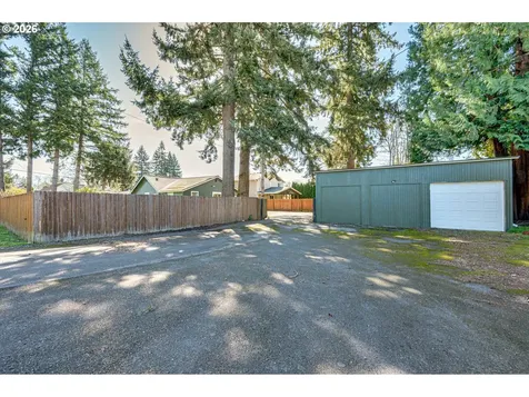 565 9th Street Washougal WA 98671