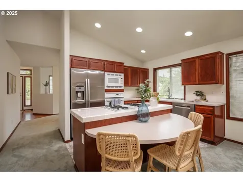 3645 NE 156th Avenue Portland OR 97230