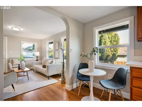 1618 SW Carson Street Portland OR 97219
