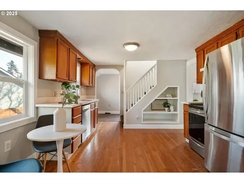 1618 SW Carson Street Portland OR 97219