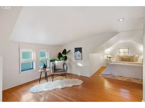 1618 SW Carson Street Portland OR 97219