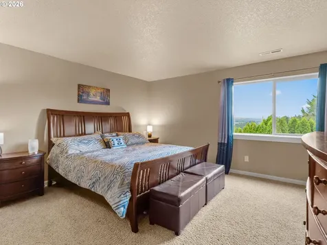 2746 NW Kent Street Camas WA 98607