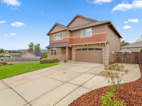 2746 NW Kent Street Camas WA 98607