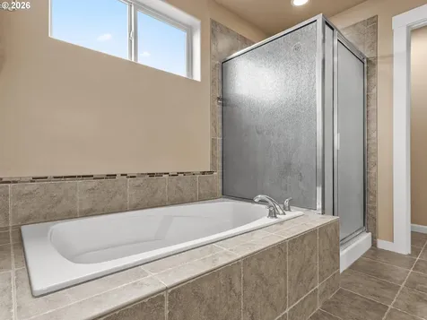 2746 NW Kent Street Camas WA 98607