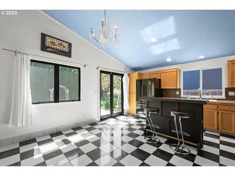 18201 SE 19th Street Vancouver WA 98683