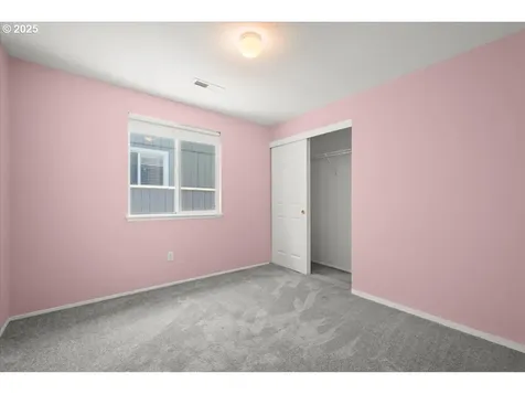 18201 SE 19th Street Vancouver WA 98683