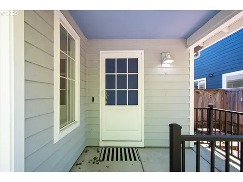 18201 SE 19th Street Vancouver WA 98683